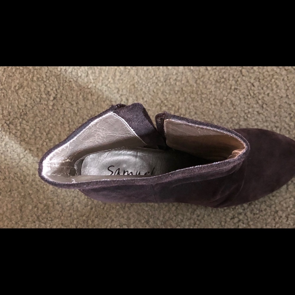Samuel ankle suede boots